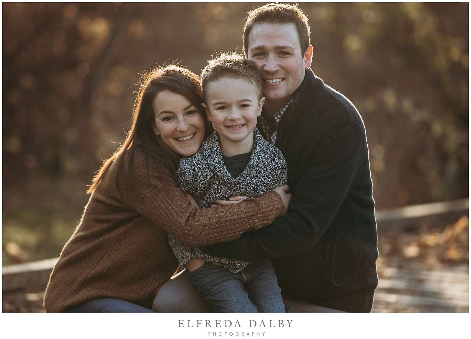 The Ultimate Family Portrait Poses Guide | Click Love Grow