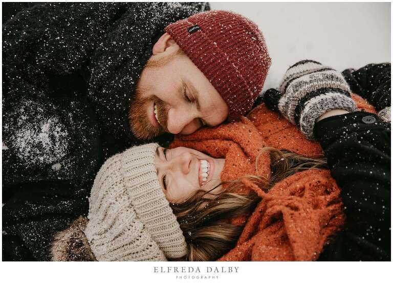 Fun photo of couple in the snow